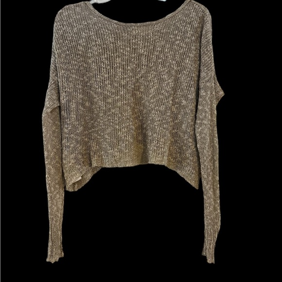 Hollister Sweaters - Women's Hollister Beige Cropped  Light Knit  Sweater Size XS/S